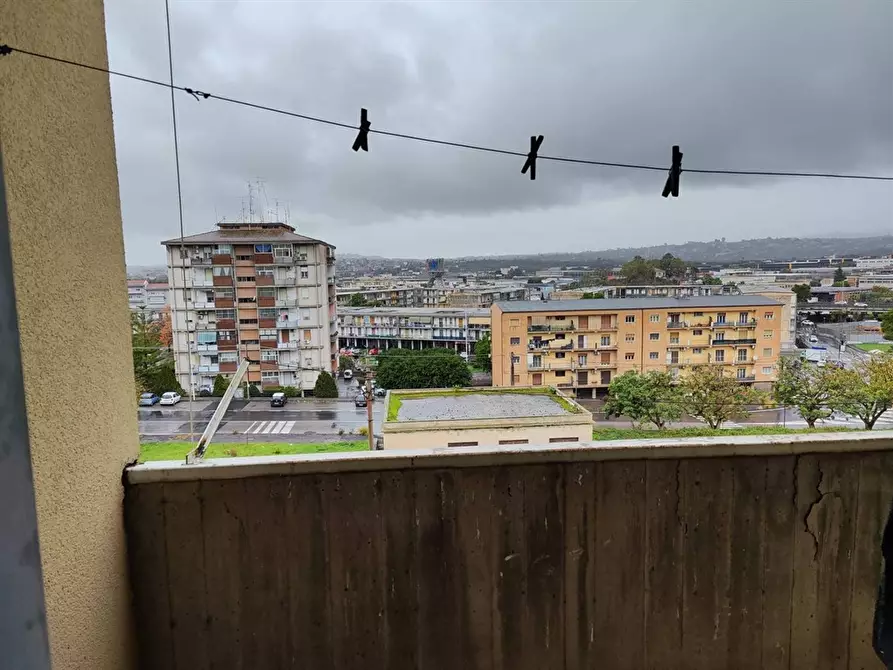 Immagine 3 di Appartamento in vendita  in VIA SALVATORE SALAMONE MARINO 41 a Catania
