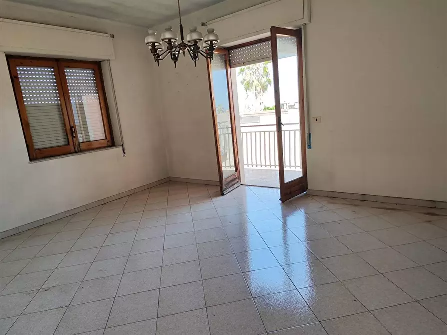 Immagine 2 di Appartamento in vendita  in VIA SOLDATO RUSSO 41 a Aci Sant'antonio