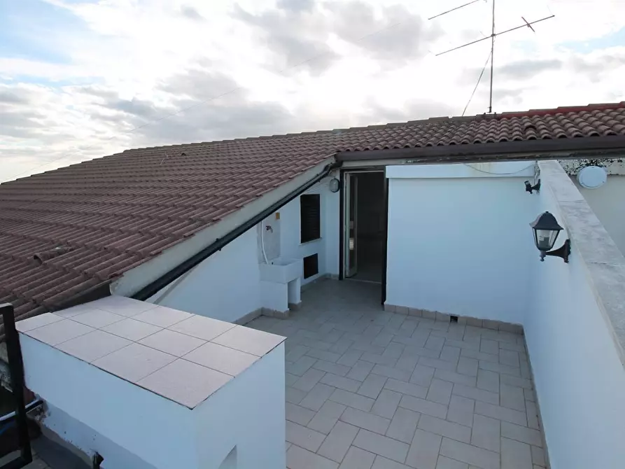 Immagine 3 di Mansarda in vendita  in VIA  A. GRAMSCI 152 a Gravina Di Catania