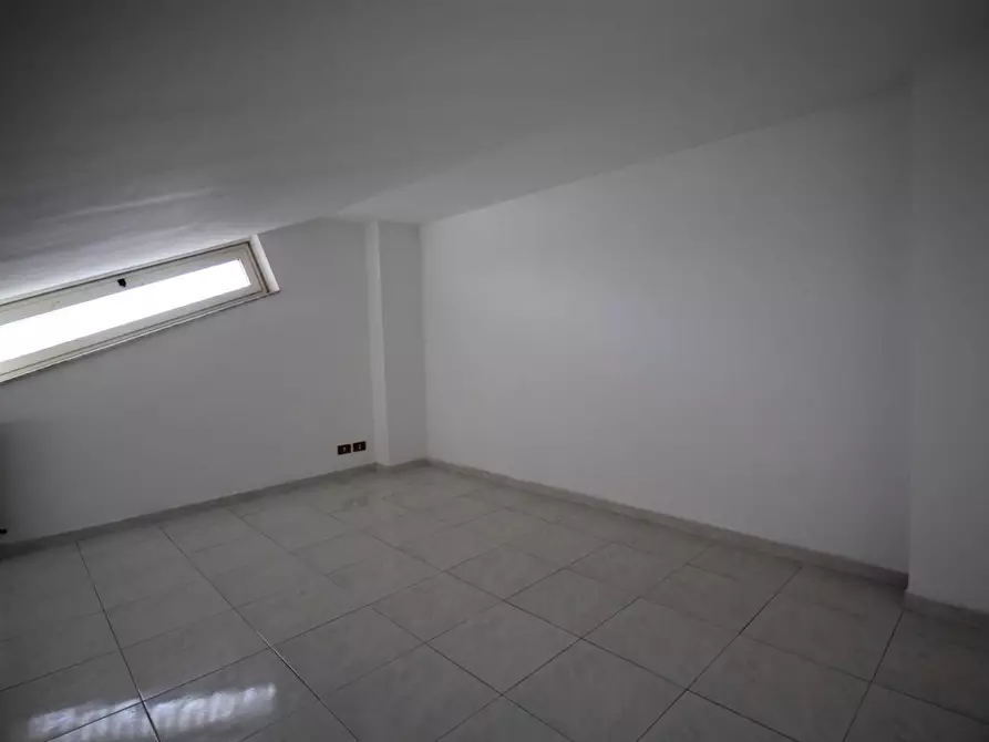 Immagine 6 di Mansarda in vendita  in VIA  A. GRAMSCI 152 a Gravina Di Catania