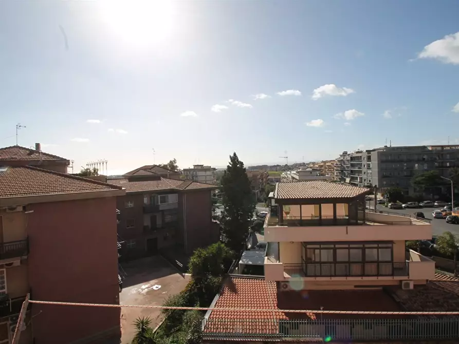 Immagine 3 di Appartamento in vendita  in VIALE MARIO RAPISARDI 669 a Catania
