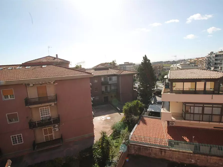 Immagine 4 di Appartamento in vendita  in VIALE MARIO RAPISARDI 669 a Catania