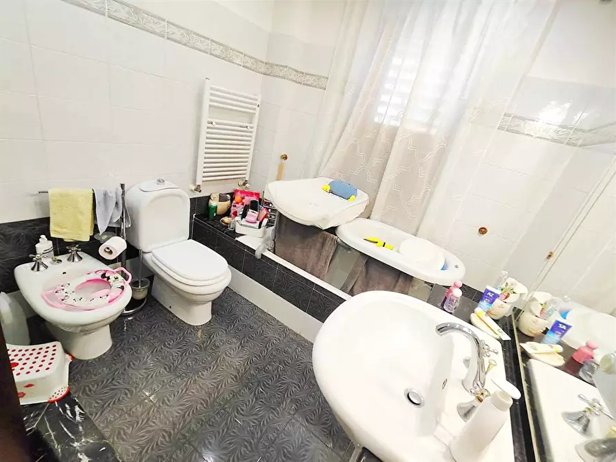 Immagine 1 di Appartamento in vendita  in via sciarelle a Aci Sant'antonio