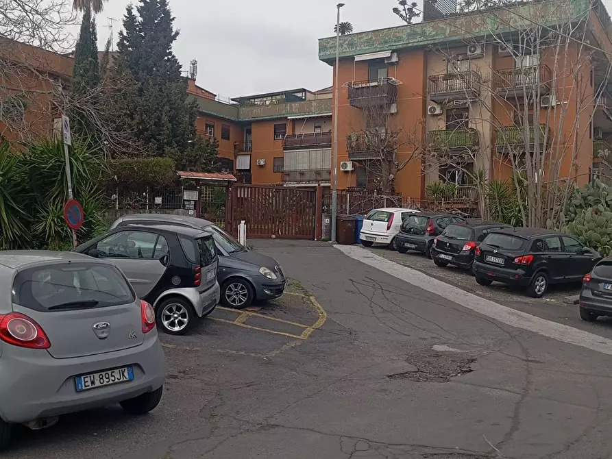 Immagine 4 di Appartamento in vendita  in via salvatore scala 25 a Catania