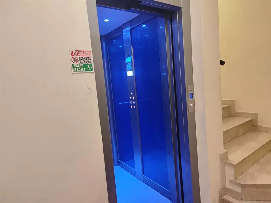 Immagine 2 di Appartamento in vendita  in VIA VINCENZO BELLINI SN a Valverde