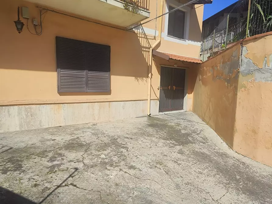 Immagine 3 di Appartamento in vendita  in macello 9 a Catania