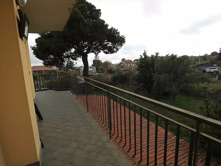 Immagine 5 di Villa in vendita  in VIA  CARLO ALBERTO DALLA CHIESA 11/13 a Tremestieri Etneo