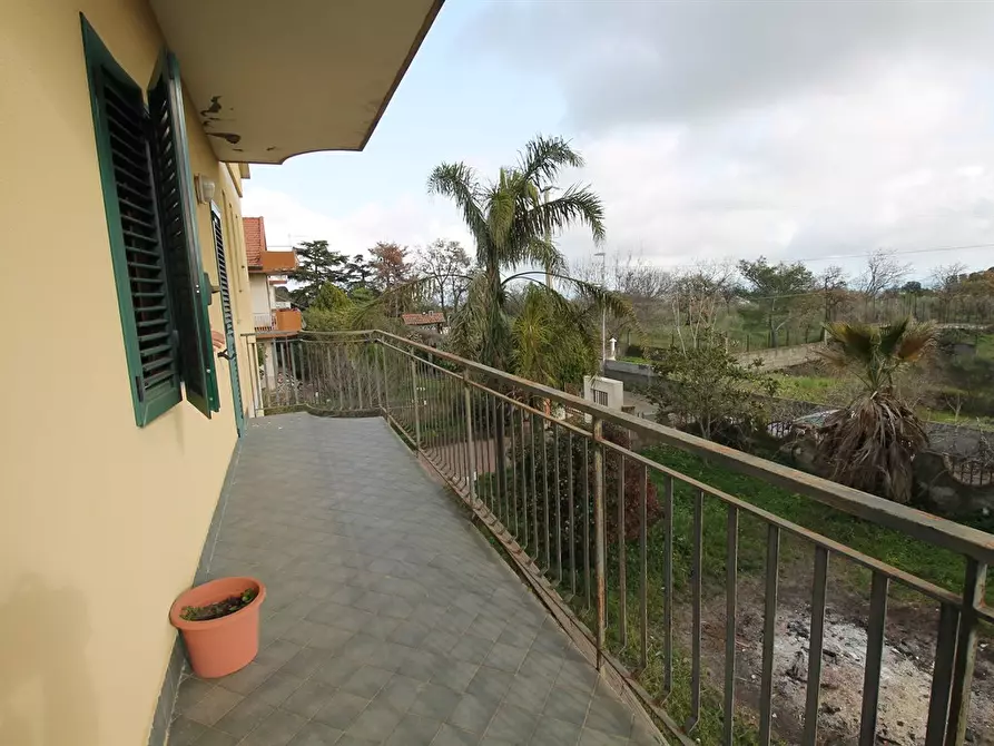 Immagine 6 di Villa in vendita  in VIA  CARLO ALBERTO DALLA CHIESA 11/13 a Tremestieri Etneo