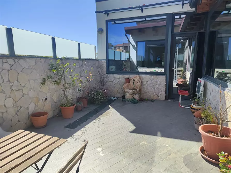 Immagine 1 di Villa in vendita  in via andromeda 31 a Catania
