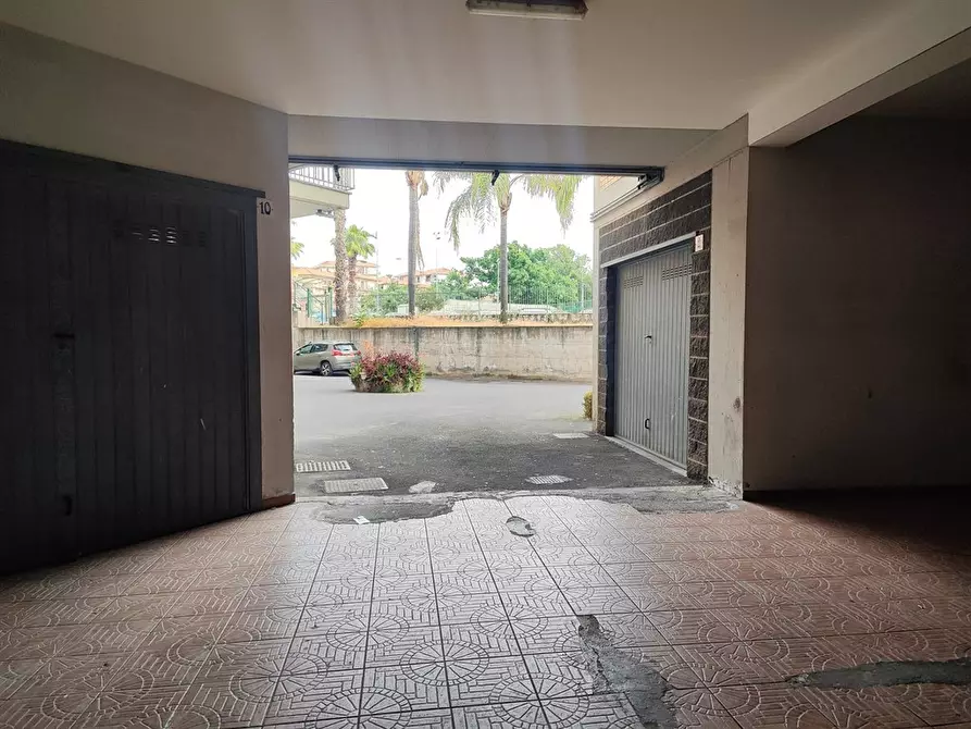 Immagine 3 di Appartamento in vendita  in VIA SANTI BONACCORSI 3 a Aci Catena