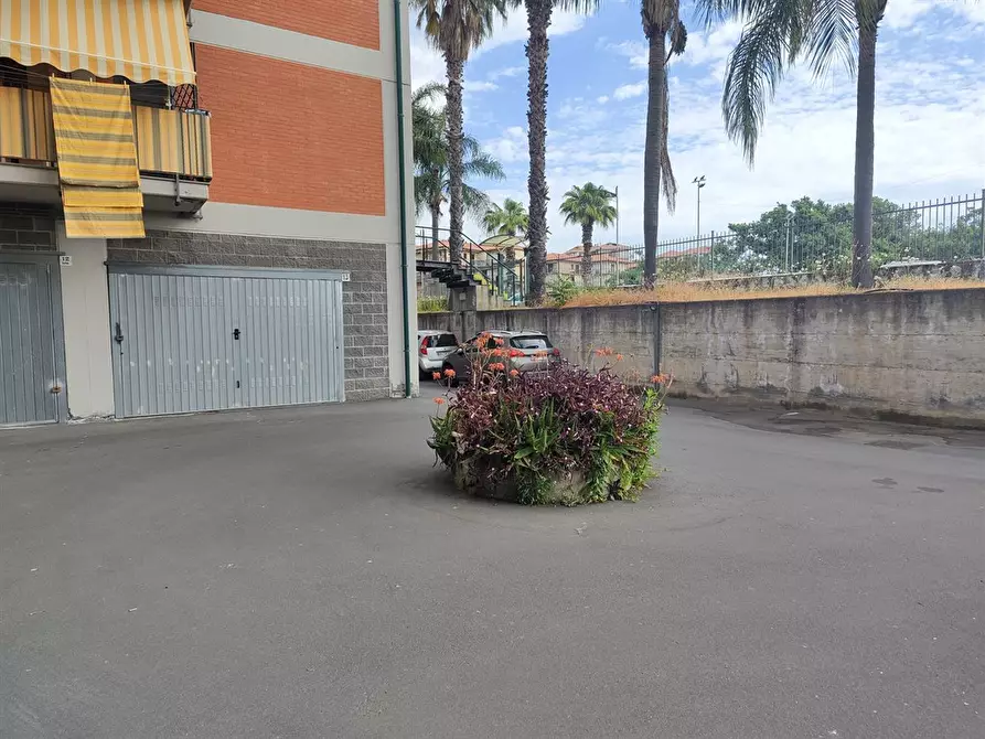 Immagine 1 di Appartamento in vendita  in VIA SANTI BONACCORSI 3 a Aci Catena