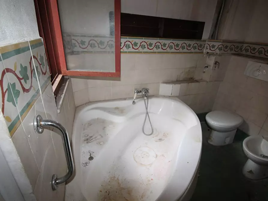 Immagine 3 di Casa semindipendente in vendita  in via  Sangiuliano 81 a Catania