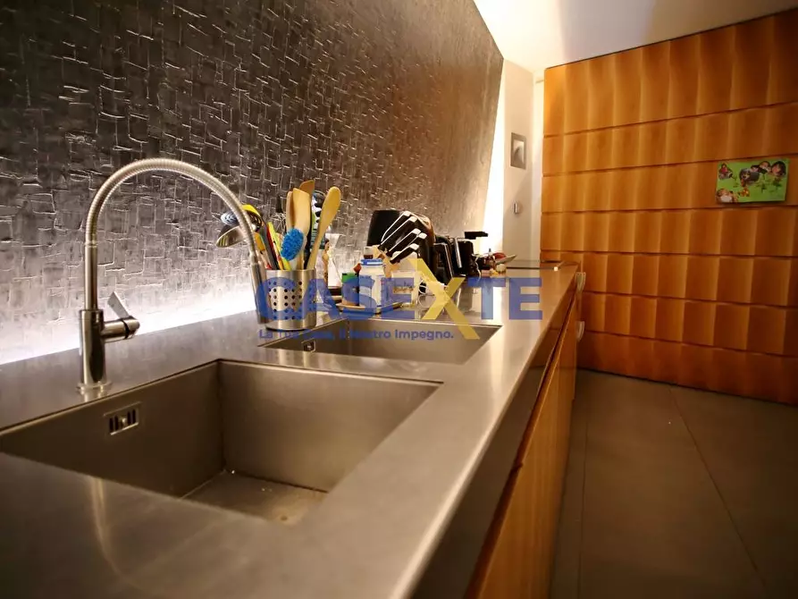 Immagine 6 di Appartamento in vendita  in Piazza Garibaldi 6 a Busto Arsizio