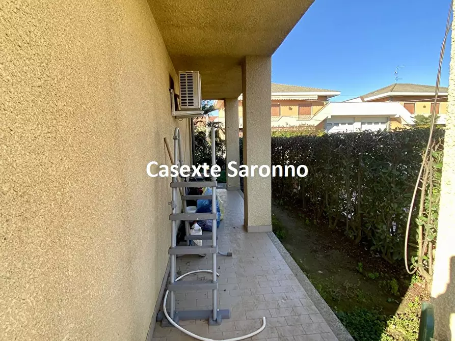 Immagine 4 di Villetta a schiera in vendita  a Ferno