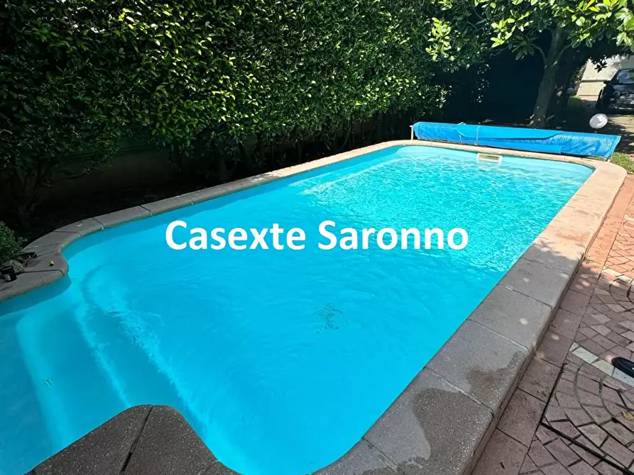 Immagine 1 di Villa in vendita  in Via Achille Grandi a Saronno