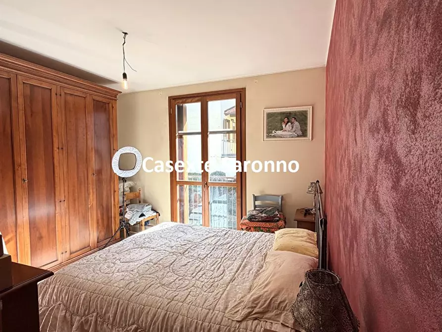 Immagine 1 di Appartamento in vendita  in Via Tonale a Besnate