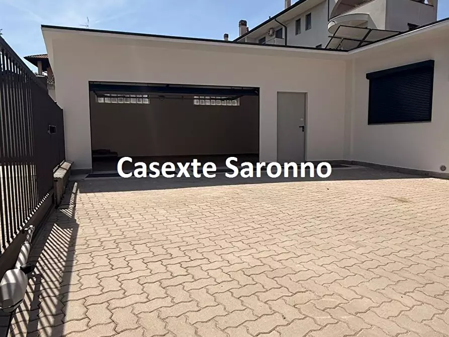 Immagine 3 di Villa in vendita  in Via Roma 65 a Cardano Al Campo