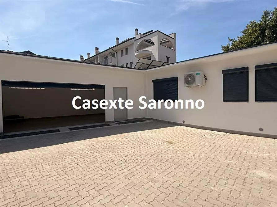 Immagine 1 di Villa in vendita  in Via Roma 65 a Cardano Al Campo