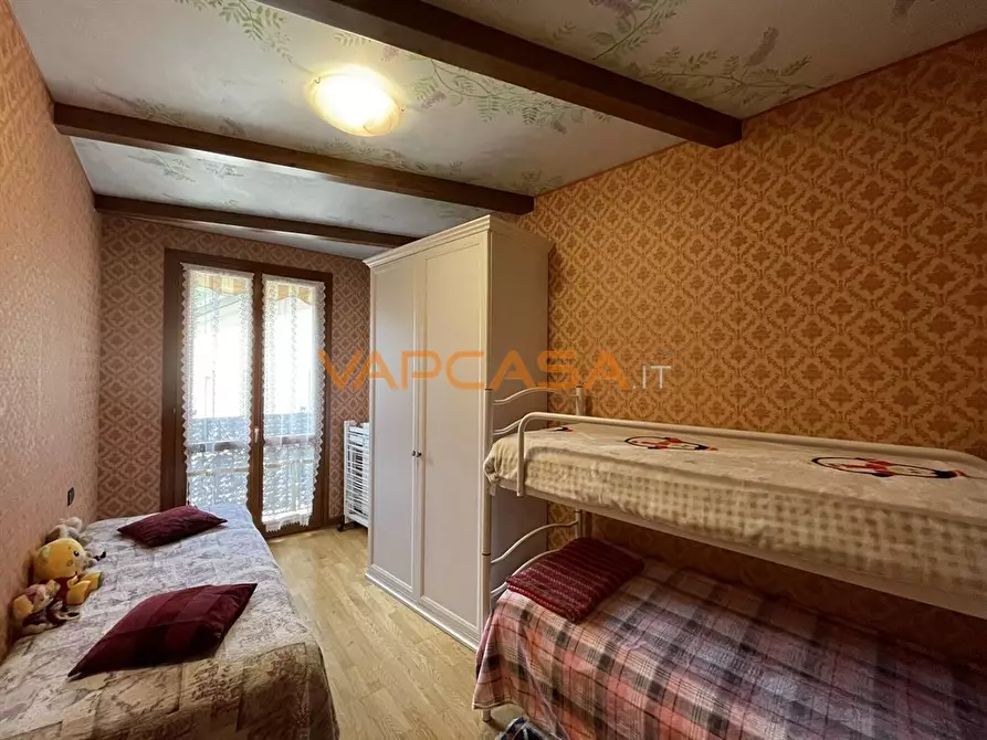 Immagine 4 di Appartamento in vendita  in Via Antonio Tadini a Romano Di Lombardia