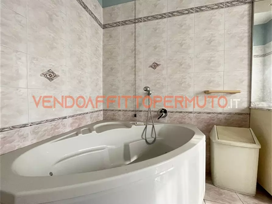 Immagine 5 di Casa indipendente in vendita  in VIA LOCATELLI a Brignano Gera D'adda