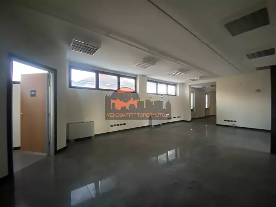 Immagine 8 di Ufficio in affitto  in VIA FRATELLI PAGANI a Castelli Calepio