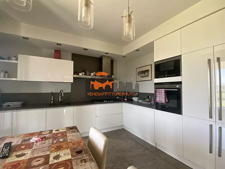 Immagine 3 di Villa in vendita  in VIA CAVOUR a Bolgare