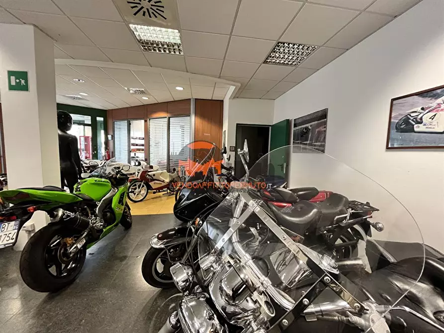 Immagine 7 di Locale commerciale in affitto  in VIA G. MARCONI a Calcinate