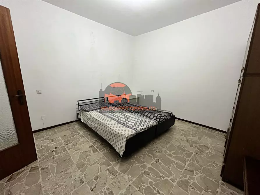 Immagine 4 di Appartamento in vendita  in VIA MONTECATINI a Romano Di Lombardia