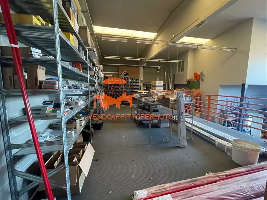 Immagine 4 di Capannone industriale in vendita  in VIALE DEL LAVORO a Romano Di Lombardia