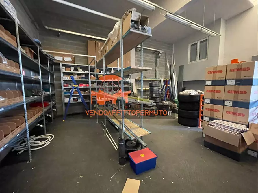 Immagine 5 di Capannone industriale in vendita  in VIALE DEL LAVORO a Romano Di Lombardia