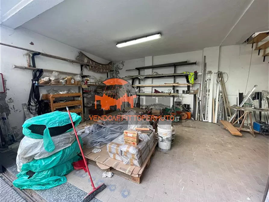 Immagine 4 di Magazzino in affitto  in VIA INDIPENDENZA a Romano Di Lombardia