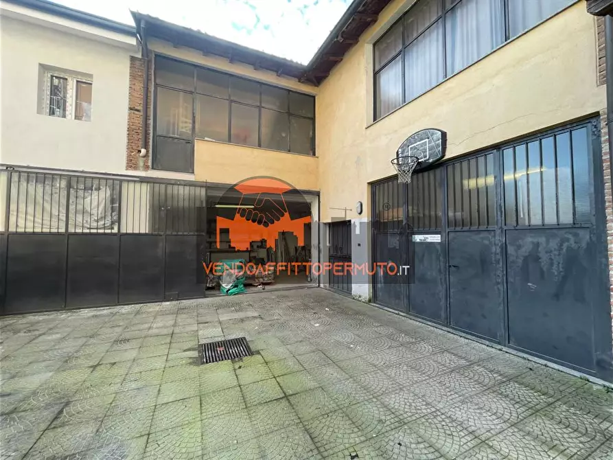 Immagine 5 di Magazzino in affitto  in VIA INDIPENDENZA a Romano Di Lombardia