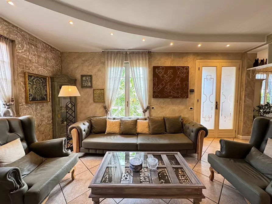 Immagine 5 di Villa in vendita  in via meucci 8 a Palazzolo Sull'oglio