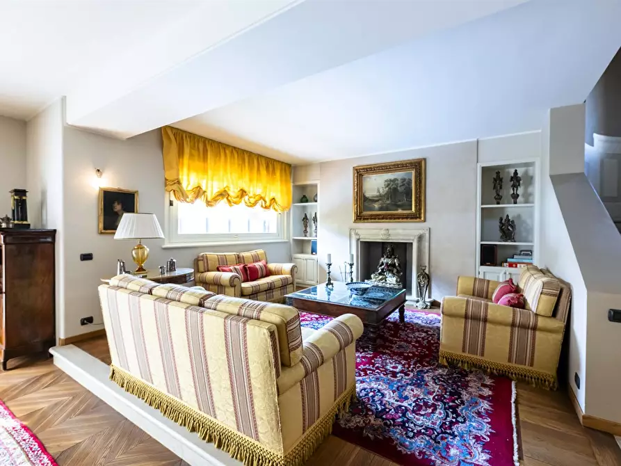 Immagine 8 di Villa in vendita  in VIA TITO SPERI a Chiari