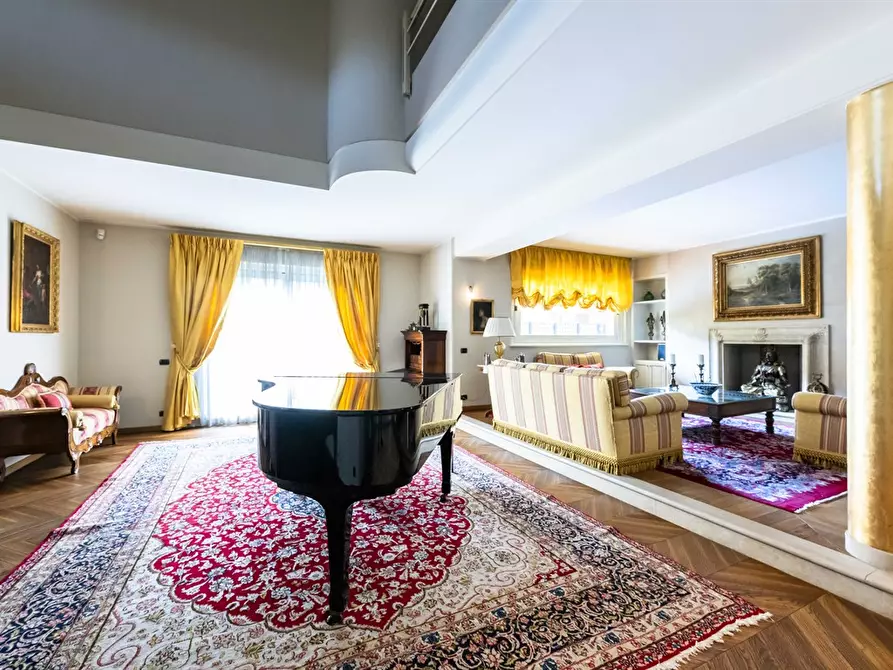 Immagine 7 di Villa in vendita  in VIA TITO SPERI a Chiari