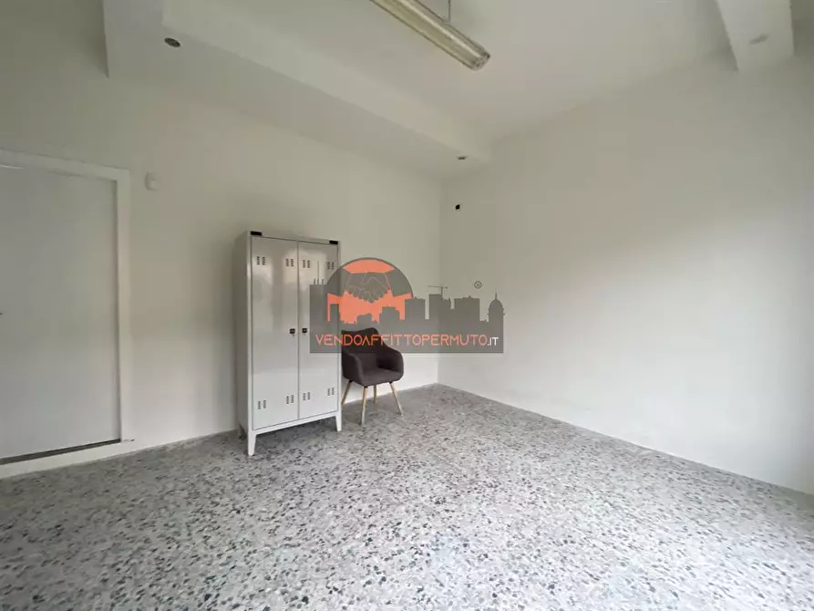 Immagine 5 di Locale commerciale in affitto  in VIALE PAPA GIOVANNI XXXIII a Palosco