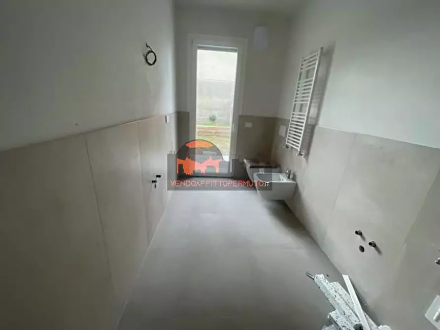 Immagine 4 di Appartamento in vendita  in VIA TORQUATO TASSO a Bariano