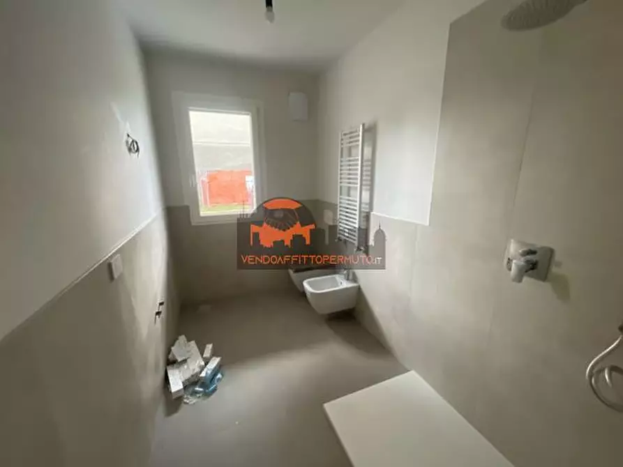 Immagine 3 di Appartamento in vendita  in VIA TORQUATO TASSO a Bariano