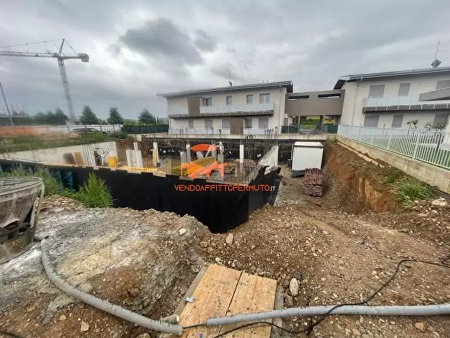 Immagine 6 di Appartamento in vendita  in via roggia mornichello a Cavernago