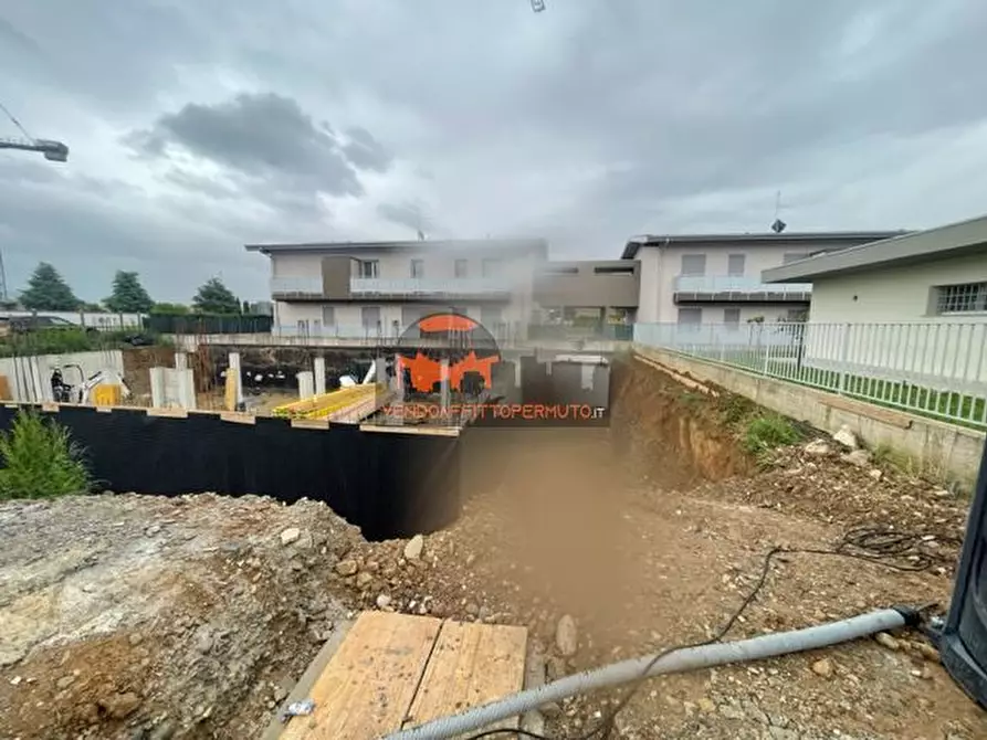 Immagine 2 di Appartamento in vendita  in via roggia mornichello a Cavernago