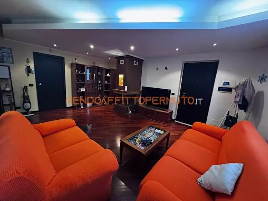 Immagine 1 di Appartamento in vendita  in VIA DON BERTOCCHI a Urgnano