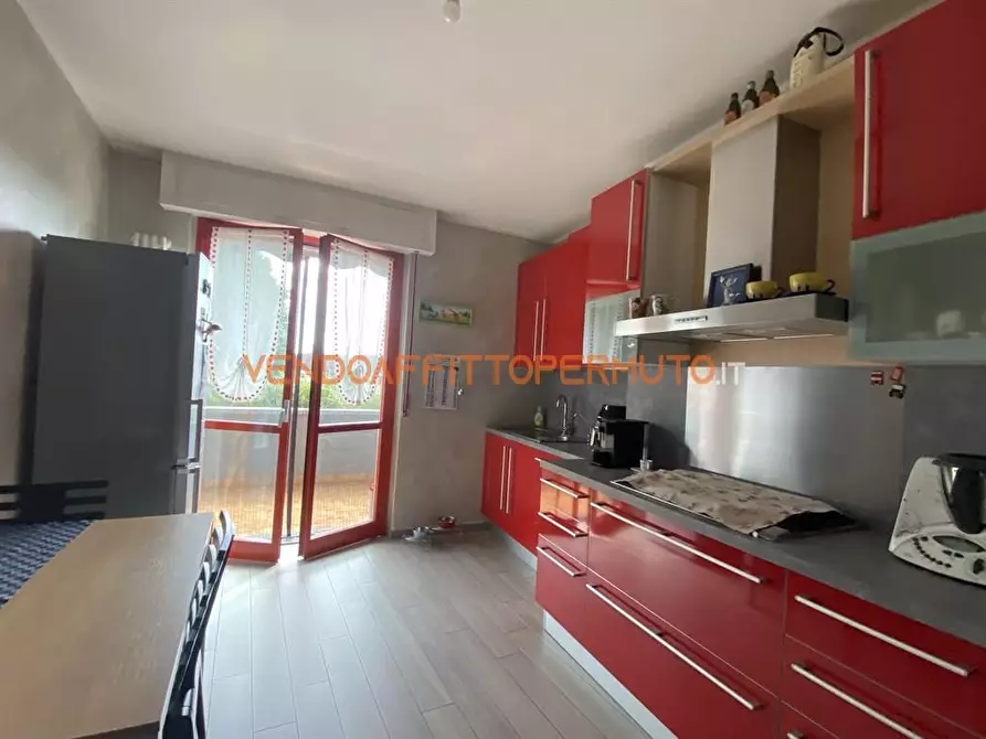 Immagine 5 di Appartamento in vendita  in VIA FERRERO DELLA MARMORA a Calcinate