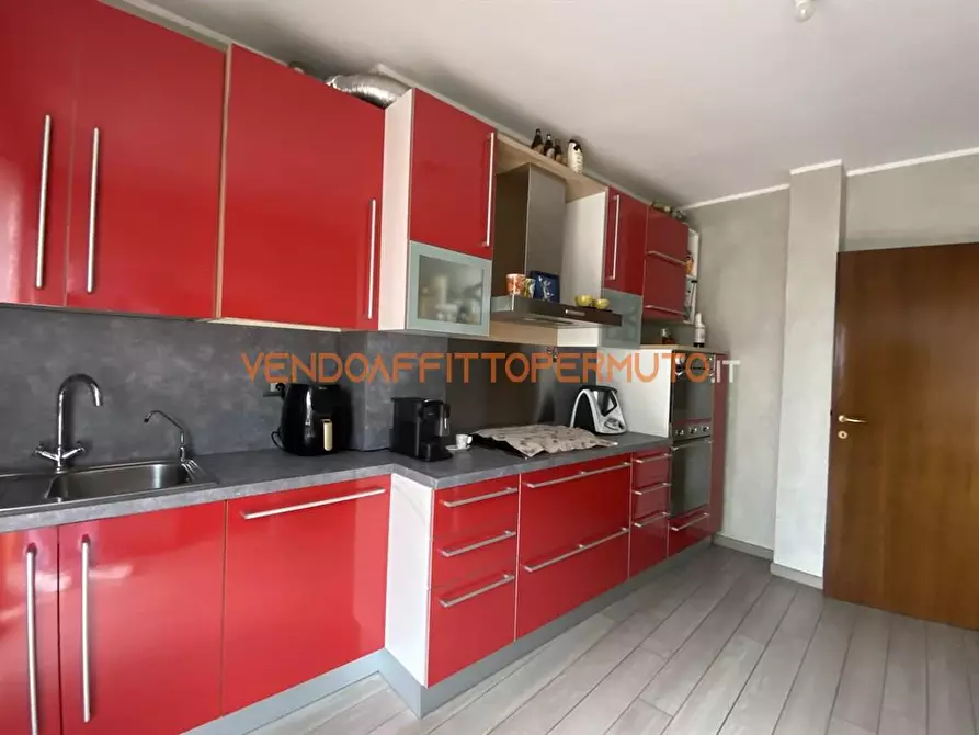 Immagine 8 di Appartamento in vendita  in VIA FERRERO DELLA MARMORA a Calcinate