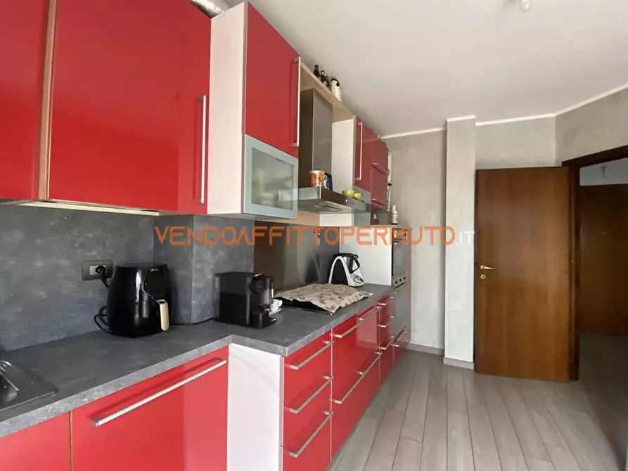 Immagine 6 di Appartamento in vendita  in VIA FERRERO DELLA MARMORA a Calcinate