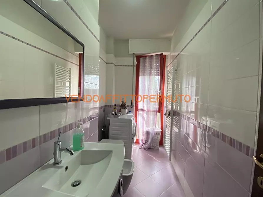 Immagine 2 di Appartamento in vendita  in VIA FERRERO DELLA MARMORA a Calcinate