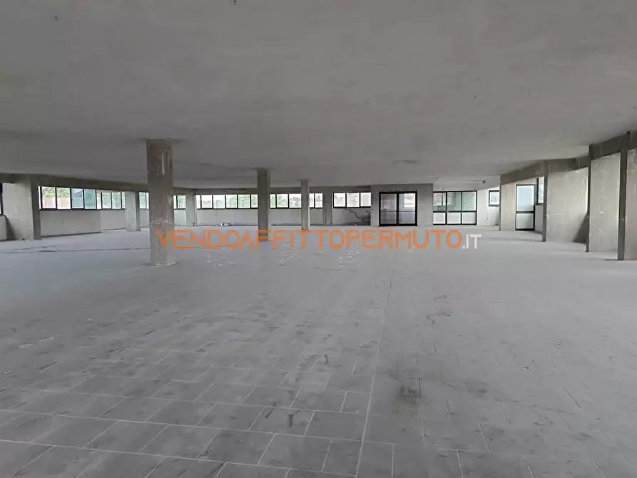 Immagine 6 di Negozio in vendita  in VIA SAN FERMO a Palosco