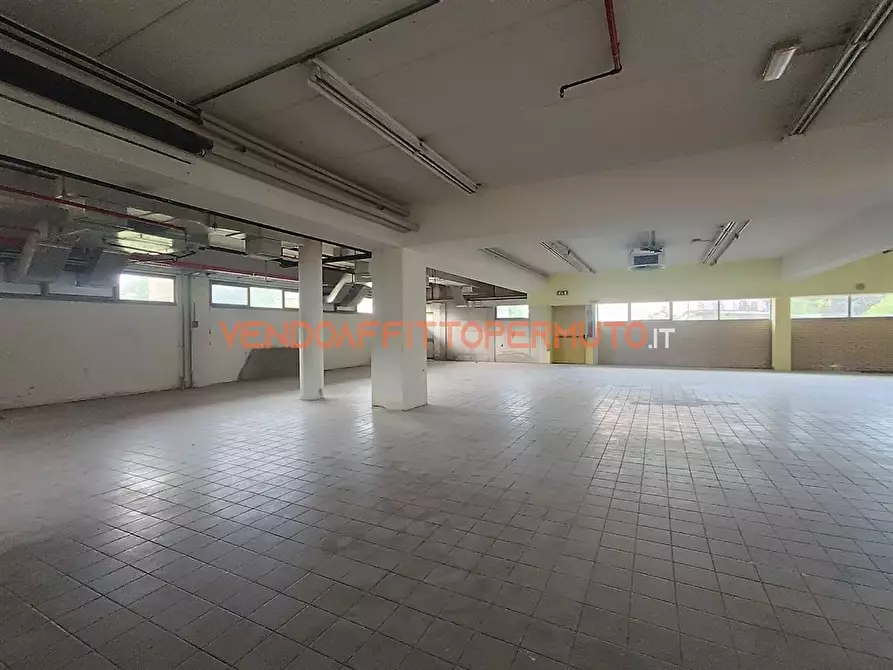 Immagine 1 di Negozio in vendita  in VIA SAN FERMO a Palosco