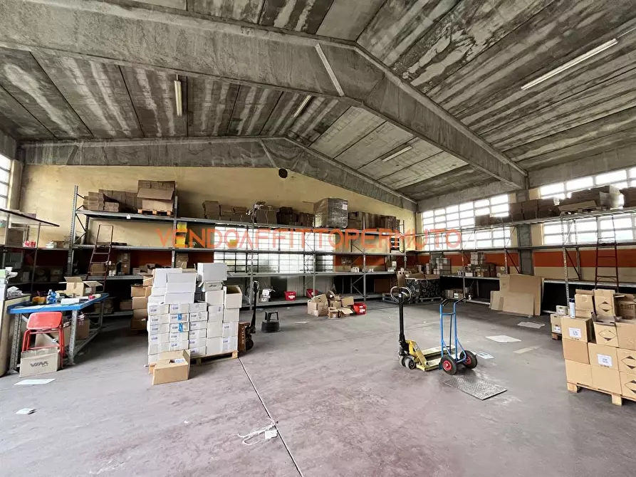 Immagine 3 di Magazzino in vendita  in VIA TRIESTE a Camisano