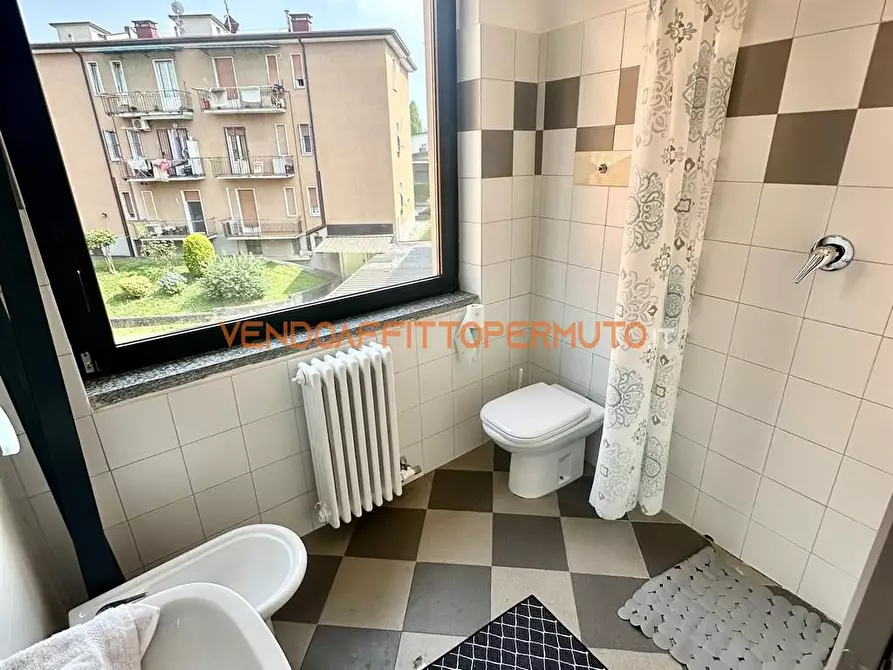 Immagine 7 di Ufficio in affitto  in VIA LEONCAVALLO a Treviglio