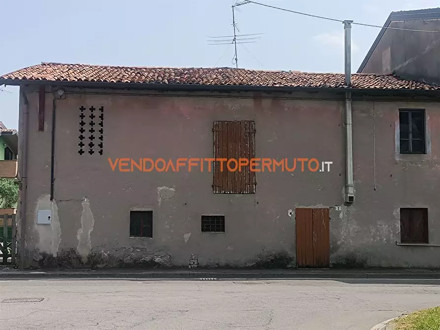Immagine 8 di Casa indipendente in vendita  in VIA DELLE MOIE a Urgnano